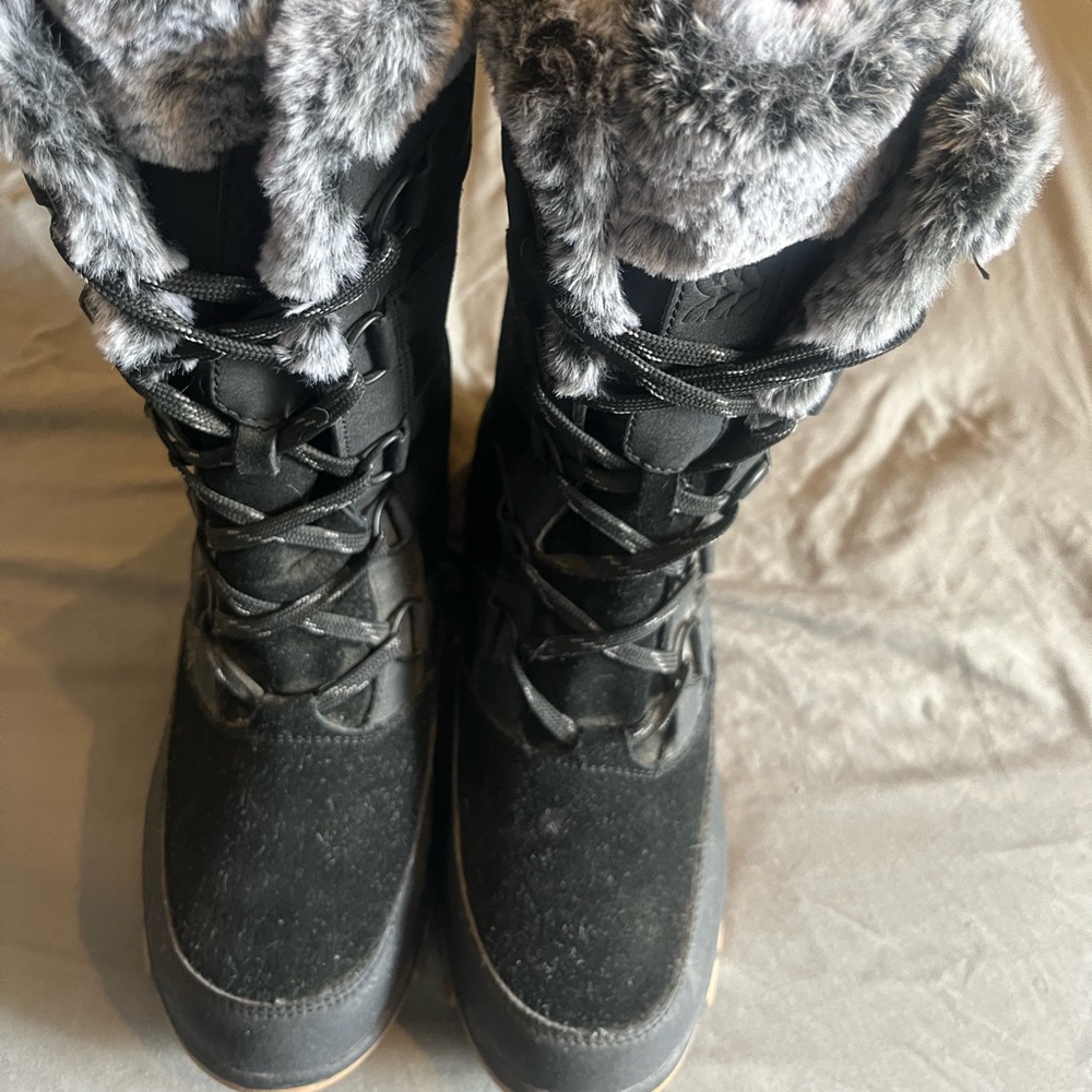 Practically brand new winter boots